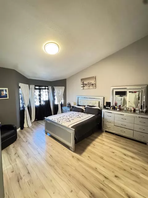 Bedroom - 475 Whitney Ave, Vallejo, CA 94589 photo 2 of 2