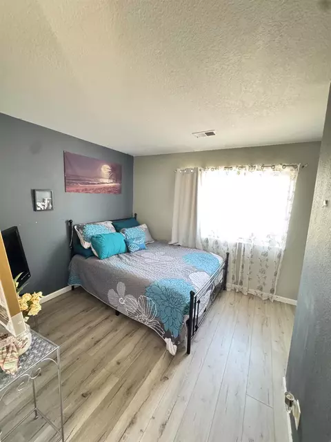 Bedroom - 475 Whitney Ave, Vallejo, CA 94589 photo 1 of 2