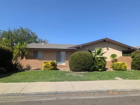 95 W Santa Ana Ave, Clovis, CA 93612 photo 1