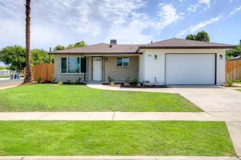 3992 N Briarwood Ave, Fresno, CA 93705