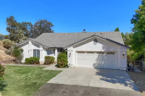 31570 Lucian Dr, Coarsegold, CA 93614