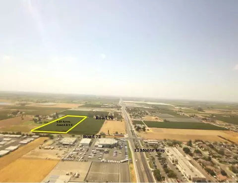 1 Tbd, Dinuba, CA 93618