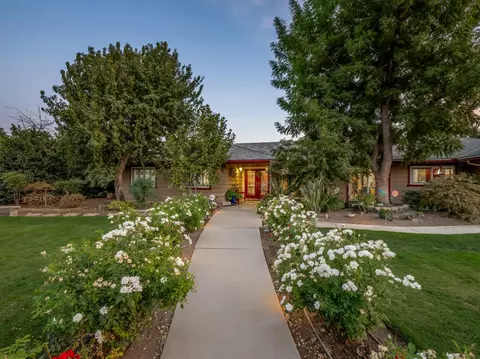 1611 W Escalon Ave, Fresno, CA 93711