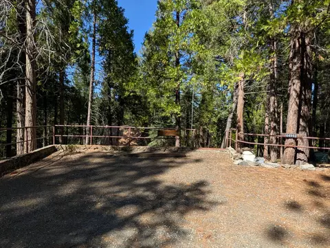 Exterior - 64960 Stellar Jay, Hume, CA 93628 photo 1 of 3