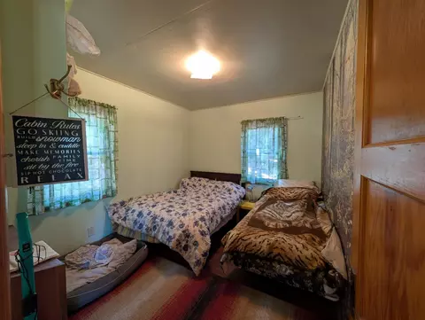 Bedroom - 64960 Stellar Jay, Hume, CA 93628 photo 2 of 2