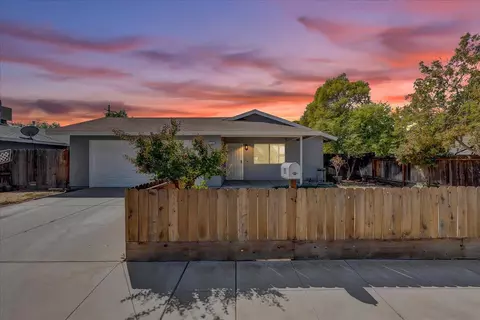 1640 4th St, Clovis, CA 93611