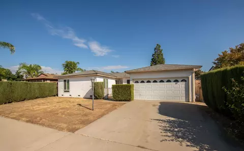 371 W Swift Ave, Clovis, CA 93612 photo 1
