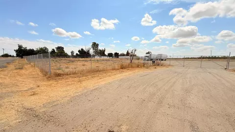1 Road 32, Madera, CA 93636