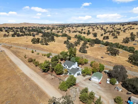 View/Area - 35670 Road 603, Madera, CA 93638 photo 10 of 19