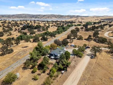 View/Area - 35670 Road 603, Madera, CA 93638 photo 8 of 19