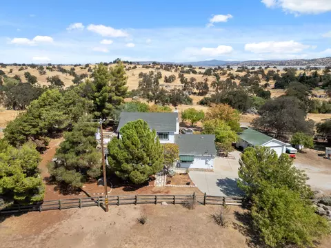 View/Area - 35670 Road 603, Madera, CA 93638 photo 6 of 19