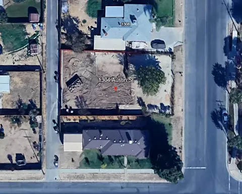 1304 Austin St, Madera, CA 93638
