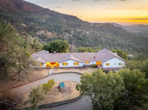 28548 Hitching Post Rd, Tollhouse, CA 93667