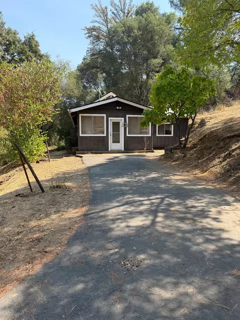 4104 Old Hwy, Mariposa, CA 95338
