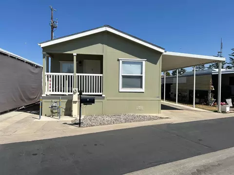 1650 Villa Ave #7, Clovis, CA 93612