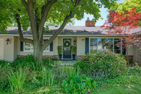 1159 W San Madele Ave, Fresno, CA 93711