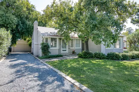 822 E Dayton Ave, Fresno, CA 93704