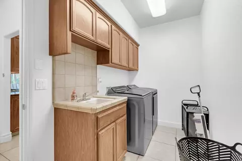 Other - 3139 Hampton Dr, Madera, CA 93637 photo 2 of 4