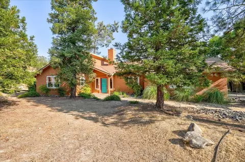 43656 Crystal Cave Cir, Coarsegold, CA 93614