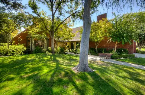 2555 W Bluff Ave #152, Fresno, CA 93711