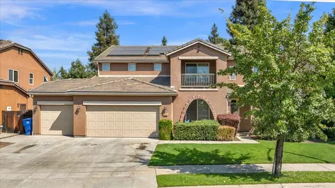 2941 Redington Ave, Clovis, CA 93619