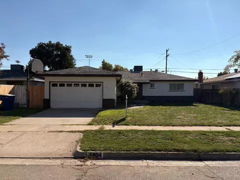 4404 Buckingham Way, Fresno, CA 93726
