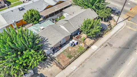View/Area - 255 J St, Parlier, CA 93648 photo 8 of 14