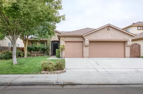 1887 N Belvedere Ave, Fresno, CA 93722
