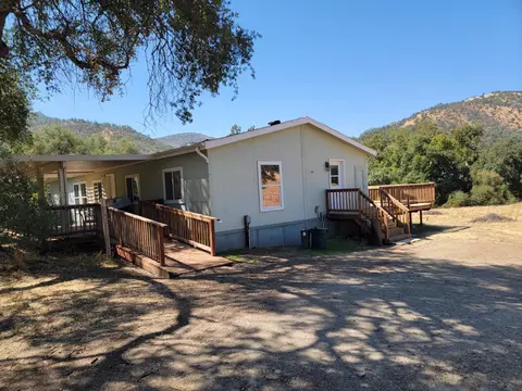 37041 Dunlap Rd, Yokuts Valley, CA 93675