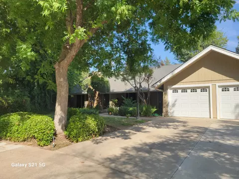 316 E Lester, Fresno, CA 93720