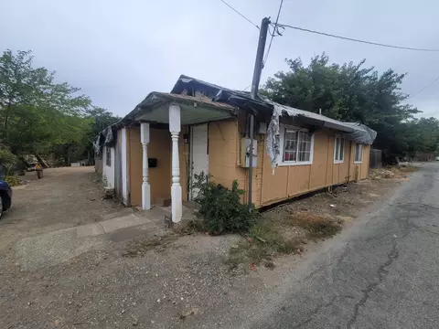 332 Lewis St #1/2, Gilroy, CA 95020