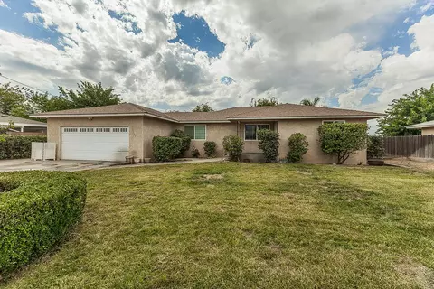 13549 S Henderson Rd, Caruthers, CA 93609