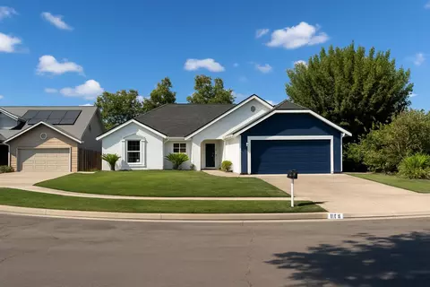 460 E Tenaya Way, Fresno, CA 93710