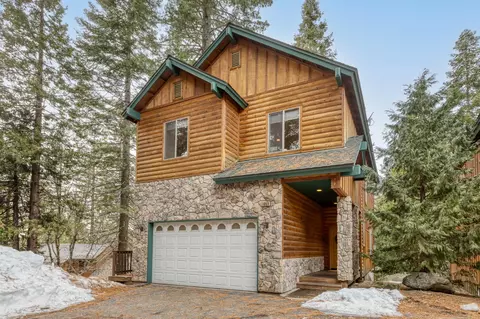 40828 Village Pass Ln, Shaver Lake, CA 93664