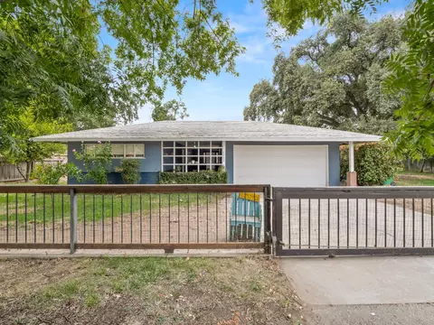 4923 E Grant Ave, Fresno, CA 93727
