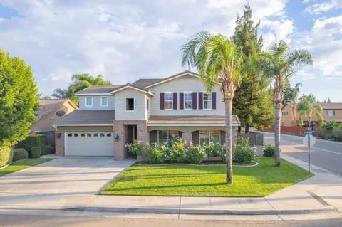 1530 Hemma St, Kingsburg, CA 93631