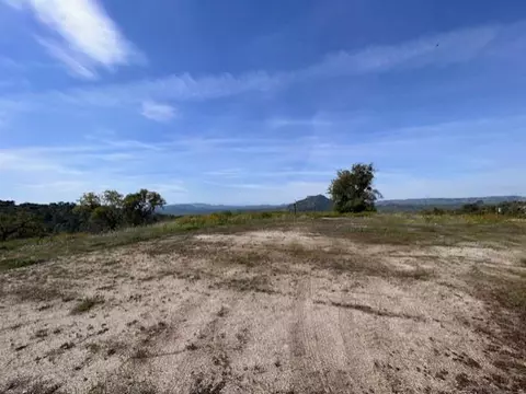 23710 Loper Valley Rd, Prather, CA 93651
