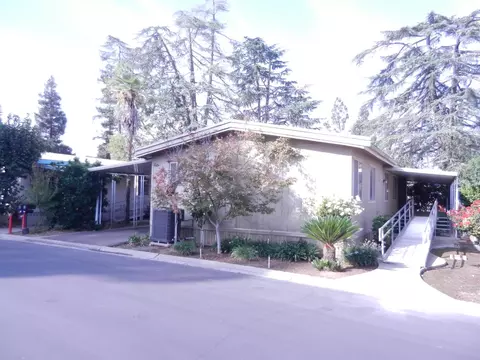 2706 W Ashlan Ave #200, Fresno, CA 93705