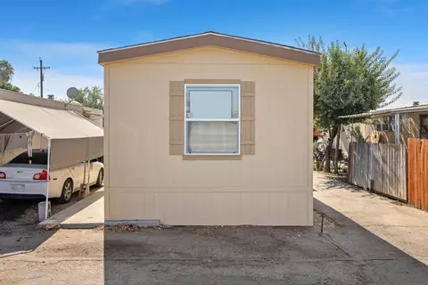 1719 W Olive Ave #37, Fresno, CA 93728