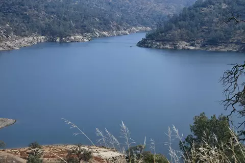 102 Hidden Lake Blvd, Friant, CA 93653