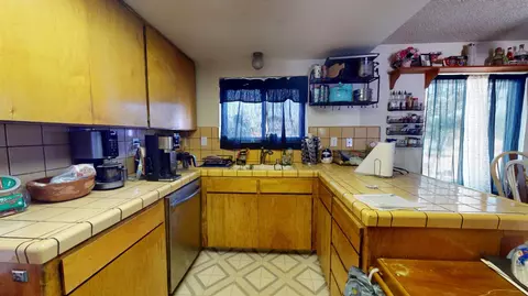 Kitchen - 17841 Rodeo Dr, Madera, CA 93638 photo 1 of 1