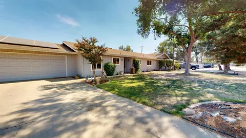 Exterior - 17841 Rodeo Dr, Madera, CA 93638 photo 5 of 6