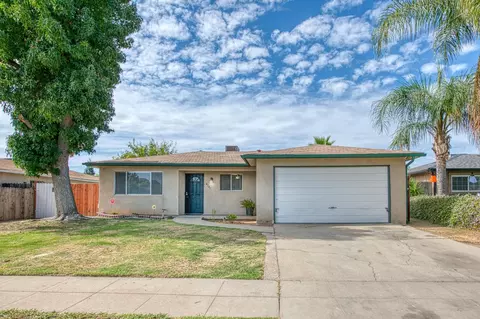4707 N Kavanagh Ave, Fresno, CA 93705