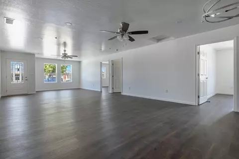 Living - 1312 Carrey Ave, Madera, CA 93638 photo 5 of 8