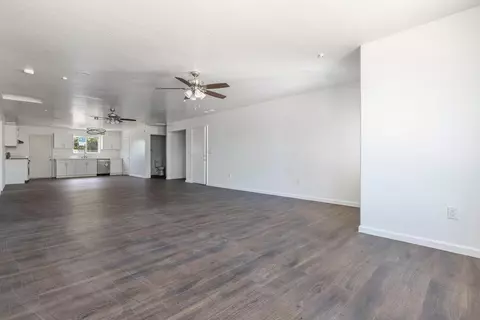 Living - 1312 Carrey Ave, Madera, CA 93638 photo 2 of 8