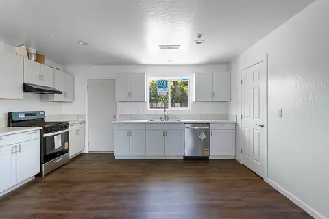 Kitchen - 1312 Carrey Ave, Madera, CA 93638 photo 2 of 2