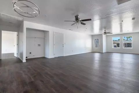 Living - 1312 Carrey Ave, Madera, CA 93638 photo 4 of 8