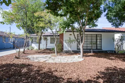 2649 N Adoline Ave, Fresno, CA 93705
