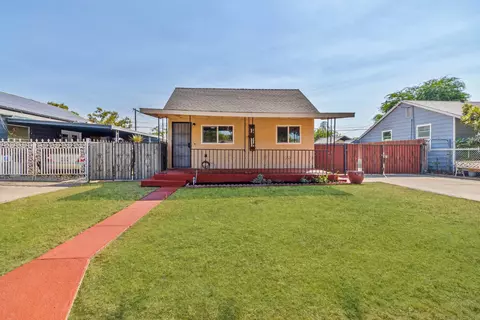1929 S 5th St, Fresno, CA 93702