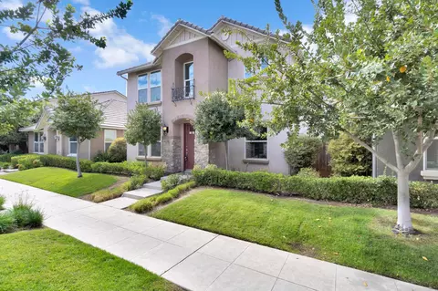 11335 N Sageberry Way, Fresno, CA 93730